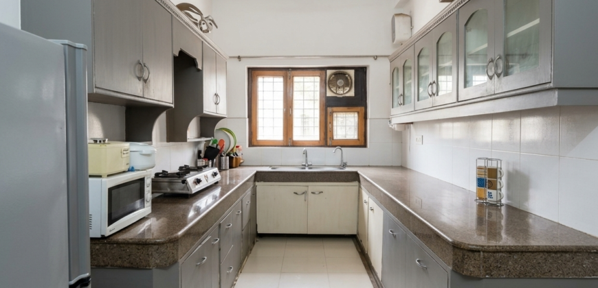 4BHK Floor for Working Professionals – Sector 53 Gurgaon