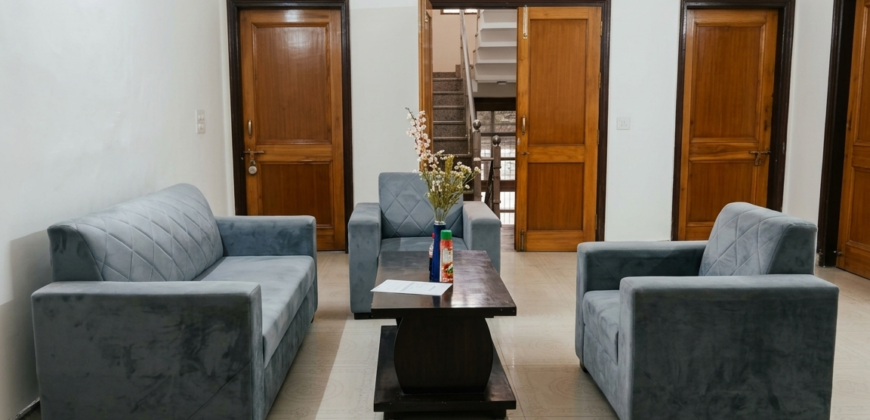 4BHK Floor for Working Professionals – Sector 53 Gurgaon