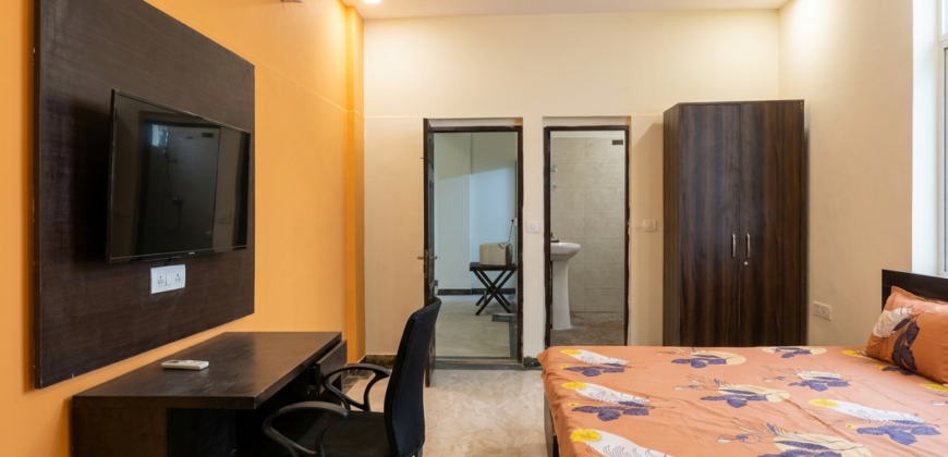 5BHK Floor for Working Professionals – DLF Phase 2, Sector 25 Gurgaon