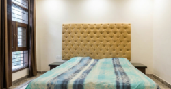 5BHK Floor for Working Professionals – DLF Phase 2, Sector 25 Gurgaon
