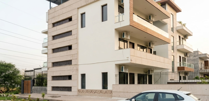 Premium 4BHK Floor for Working Professionals – Sector 56 Gurgaon