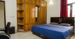 Premium 4BHK Floor for Working Professionals – DLF Phase 2, Sector 25 Gurgaon