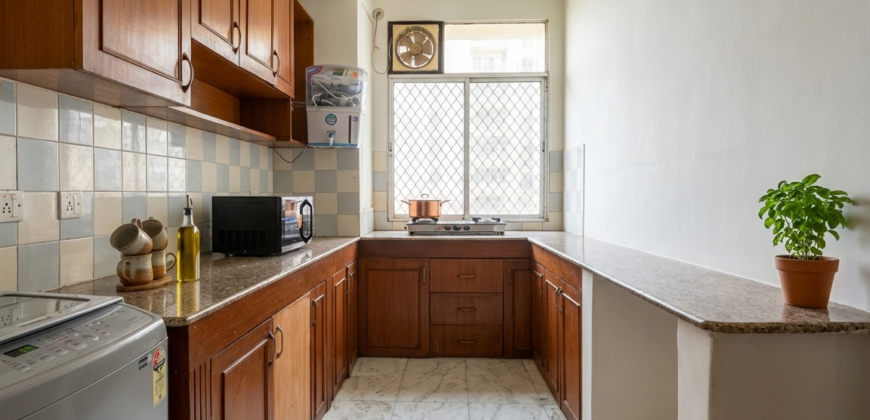 Premium 4BHK Flat for Working Professionals – DLF Belvedere Park, Gurgaon