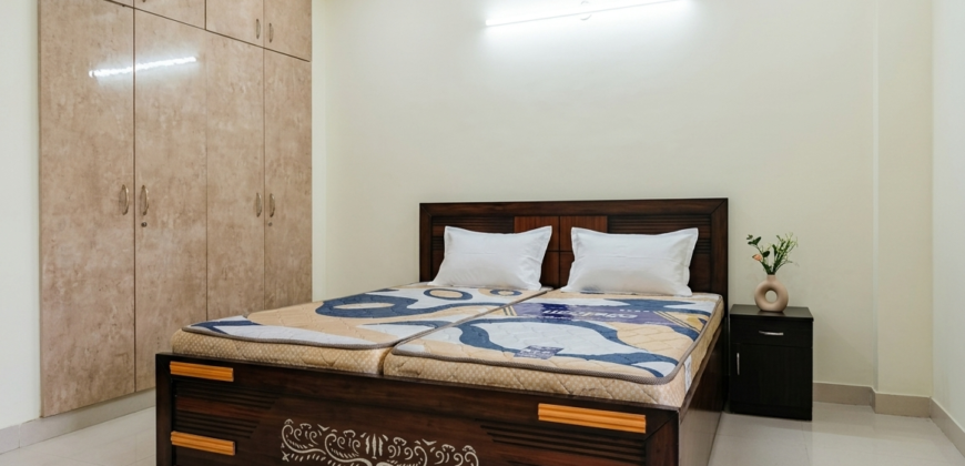 Premium 3BHK Floor for Working Professionals – Sector 52 Gurgaon